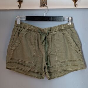 Casual Olive Women's Cargo Shorts